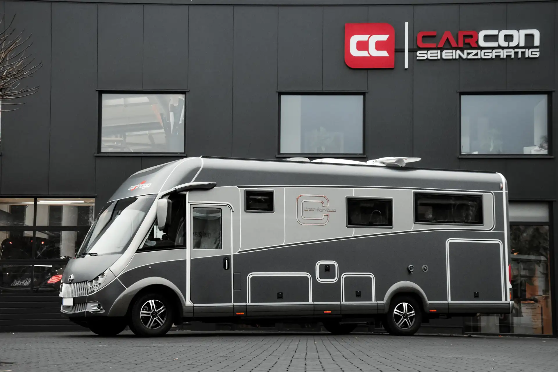 Folierung_Cartago-C-Tourer_Matt_kpmf_Oracal_CarCongmbh_07.webp